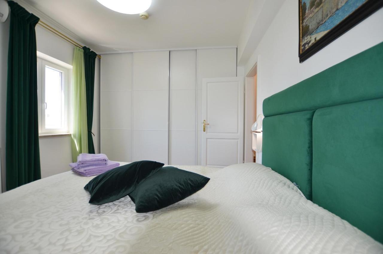 Apartment Max Rovinj Luaran gambar